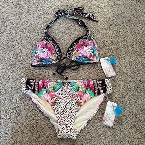 Johnny Was Miller Bikini Set Hipster Bottoms Animal Floral Print Size Small NWT